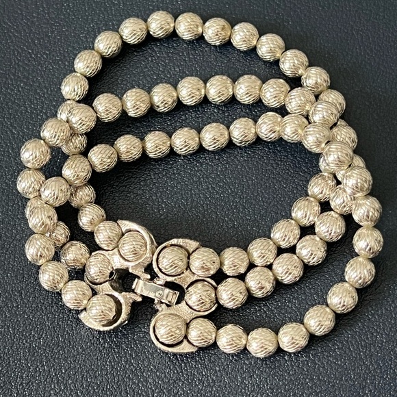 Vtg Crown Trifari bracelet Trifari necklace and earrings - Picture 6 of 11